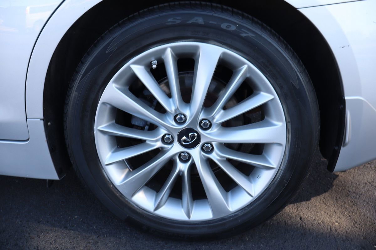 Used 2018 INFINITI Q50 Luxe w/ Essential Package (3.0T Luxe) image 42