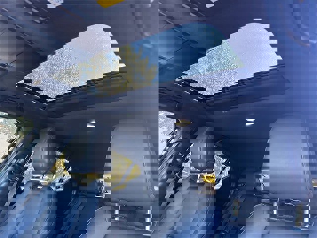 Used 2021 MAZDA MAZDA3 AWD 2.5 Turbo Hatchback image 23