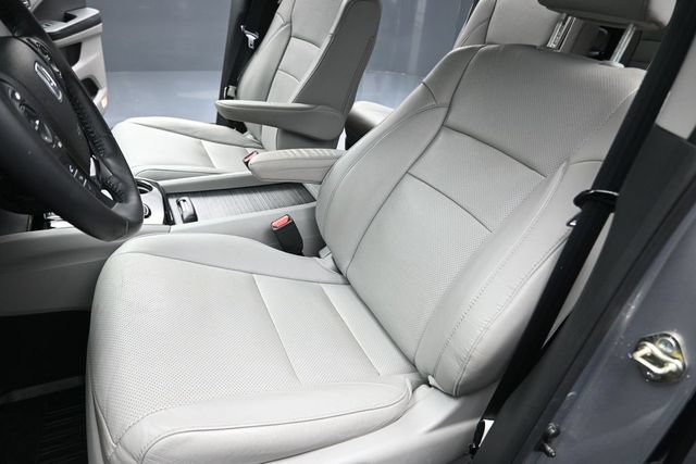 Used 2016 Honda Pilot Elite image 20