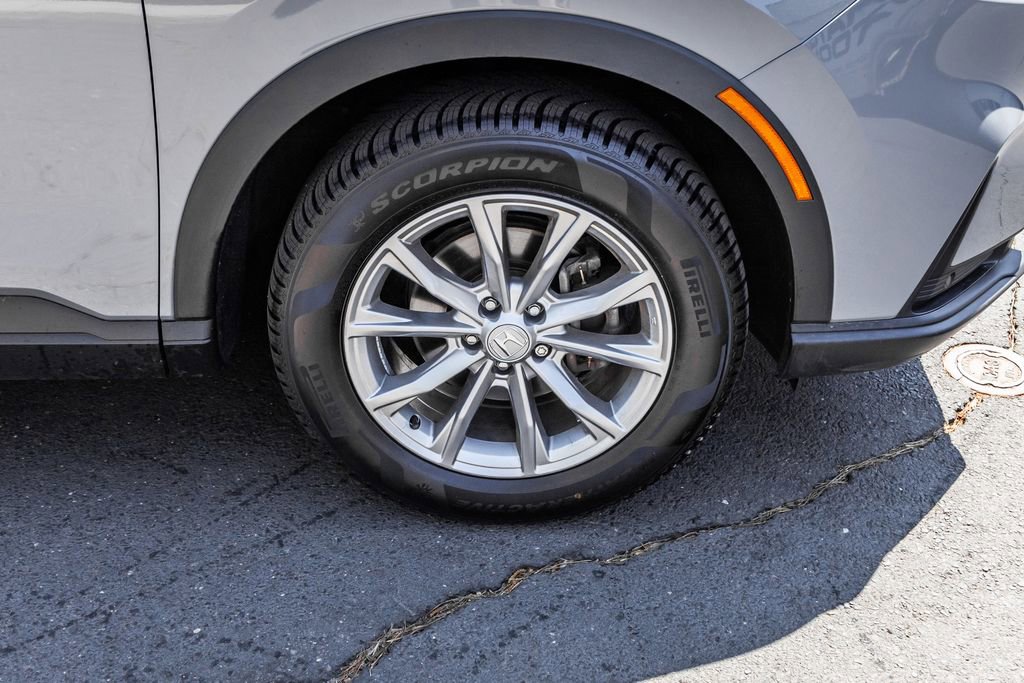 Used 2023 Honda CR-V EX-L image 9