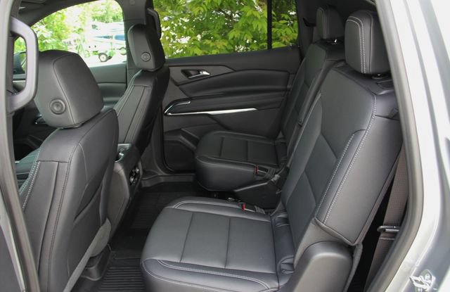 Used 2026 Chevrolet Traverse LT w/ Driver Confidence Package AWD/4WD image 33