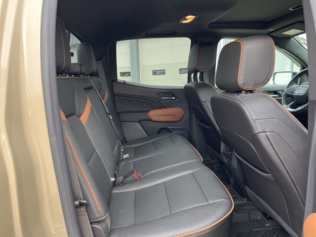 Used 2023 GMC Canyon AT4 w/ AT4 Premium Package image 19