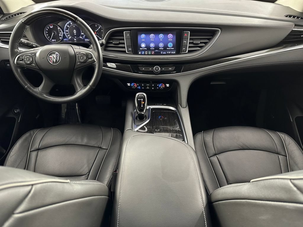 Used 2020 Buick Enclave Avenir w/ Avenir Technology Package FWD image 3