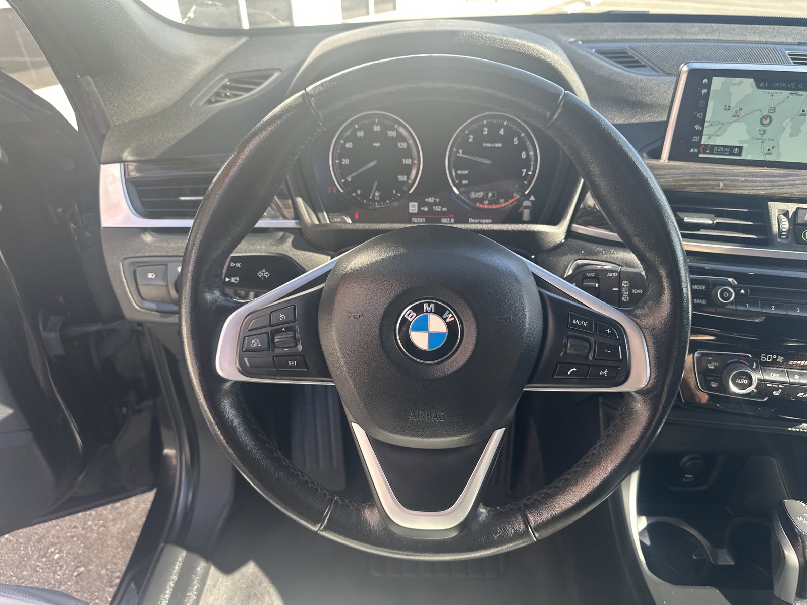 Used 2019 BMW X1 xDrive28i w/ Convenience Package AWD/4WD image 12