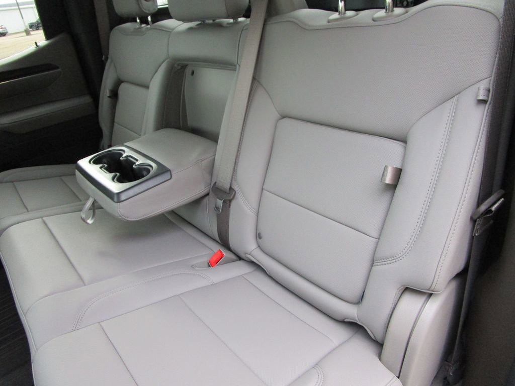 New 2026 GMC Sierra 1500 SLT w/ SLT Premium Plus Package image 23