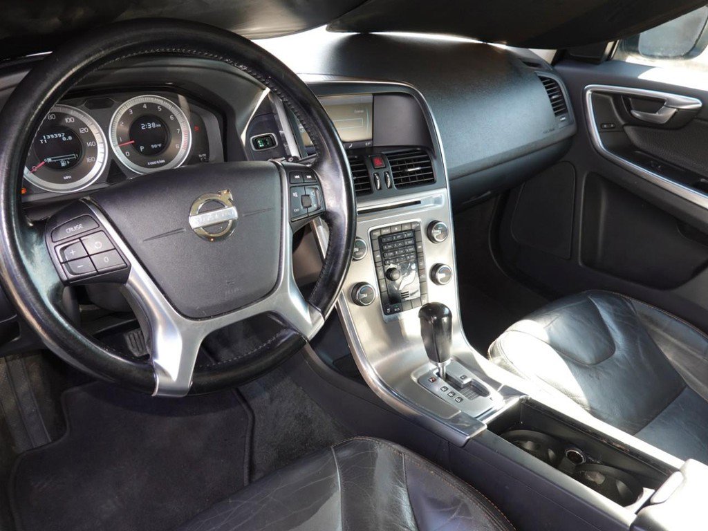 Used 2012 Volvo XC60 3.2 Premier Plus image 16