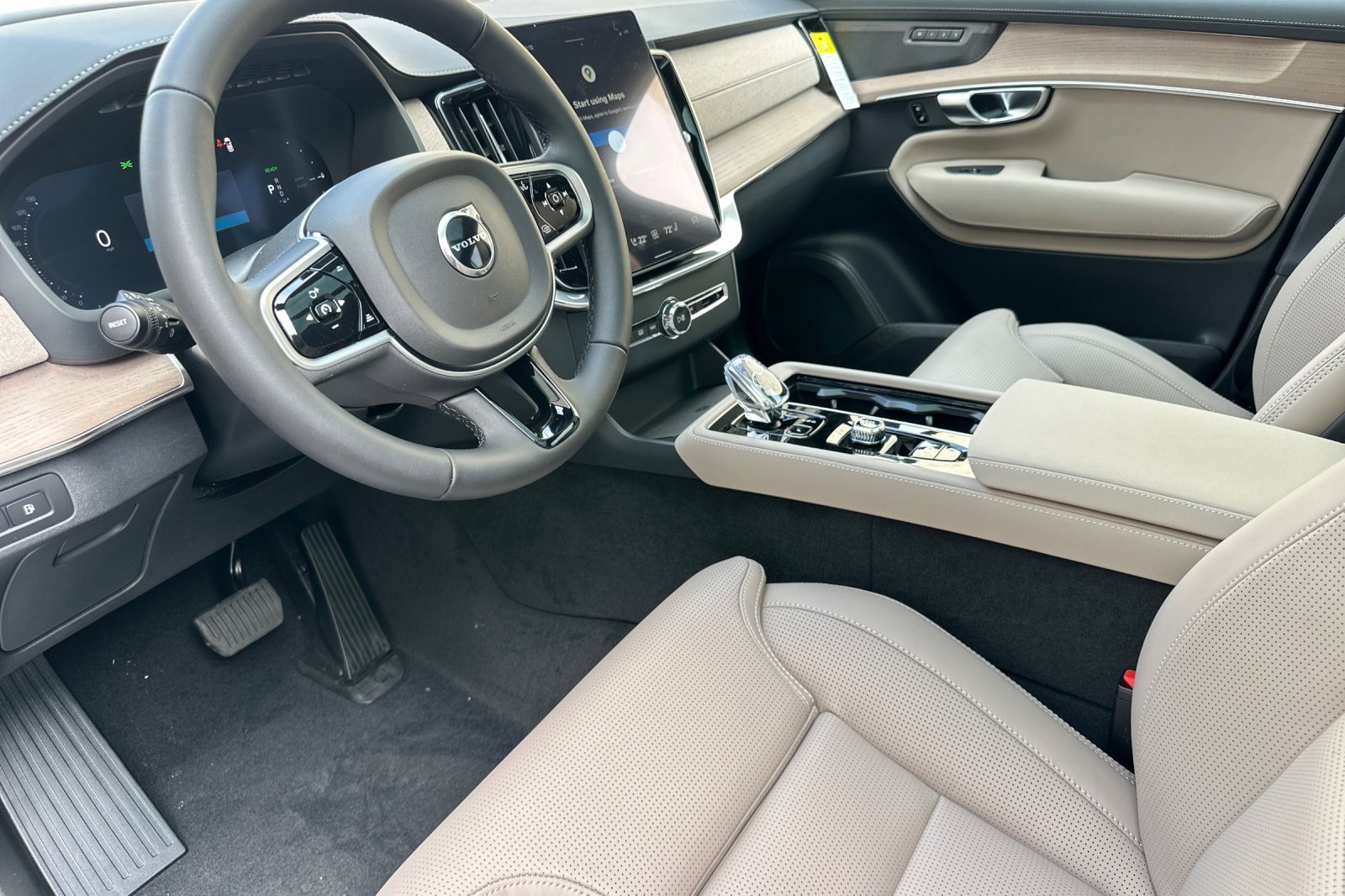 New 2026 Volvo XC90 T8 Ultra image 9