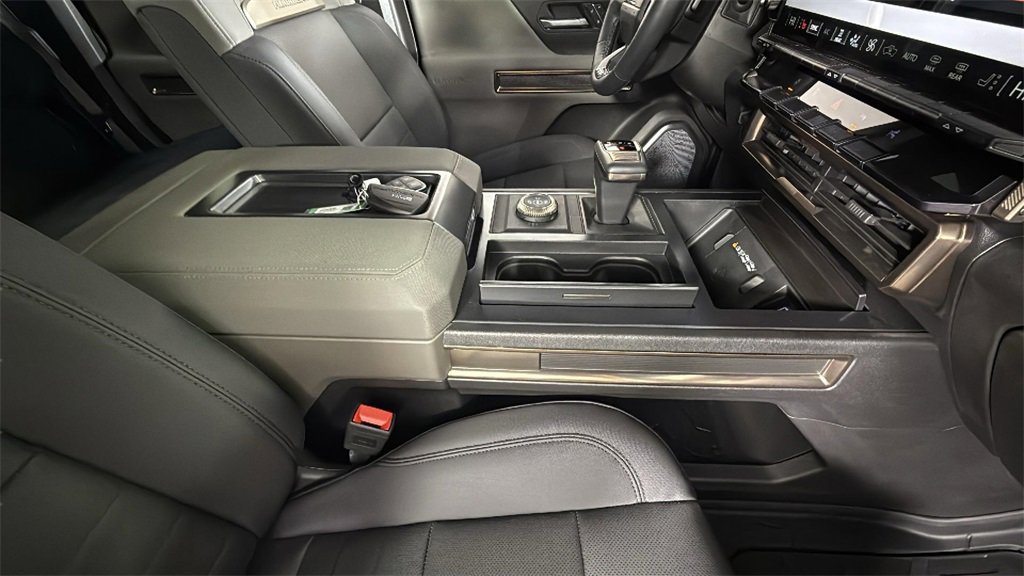 Certified 2025 GMC Hummer EV 2X w/ LPO, Cargo Utility Package image 39