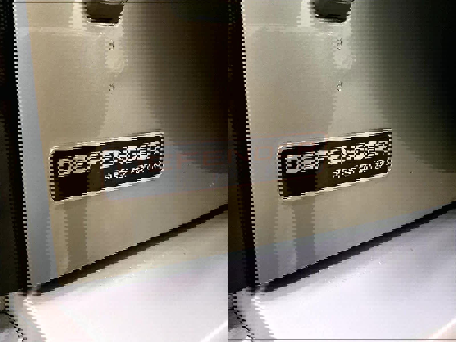 Used 2021 Land Rover Defender 90 First Edition image 11