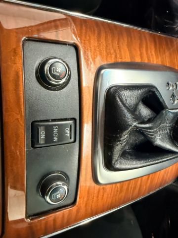 Used 2011 INFINITI FX35 AWD w/ Premium Pkg image 37