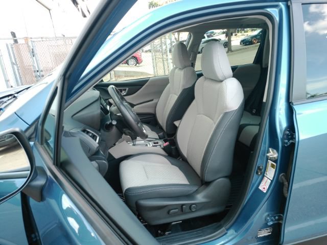 Used 2020 Subaru Forester Premium AWD/4WD image 14