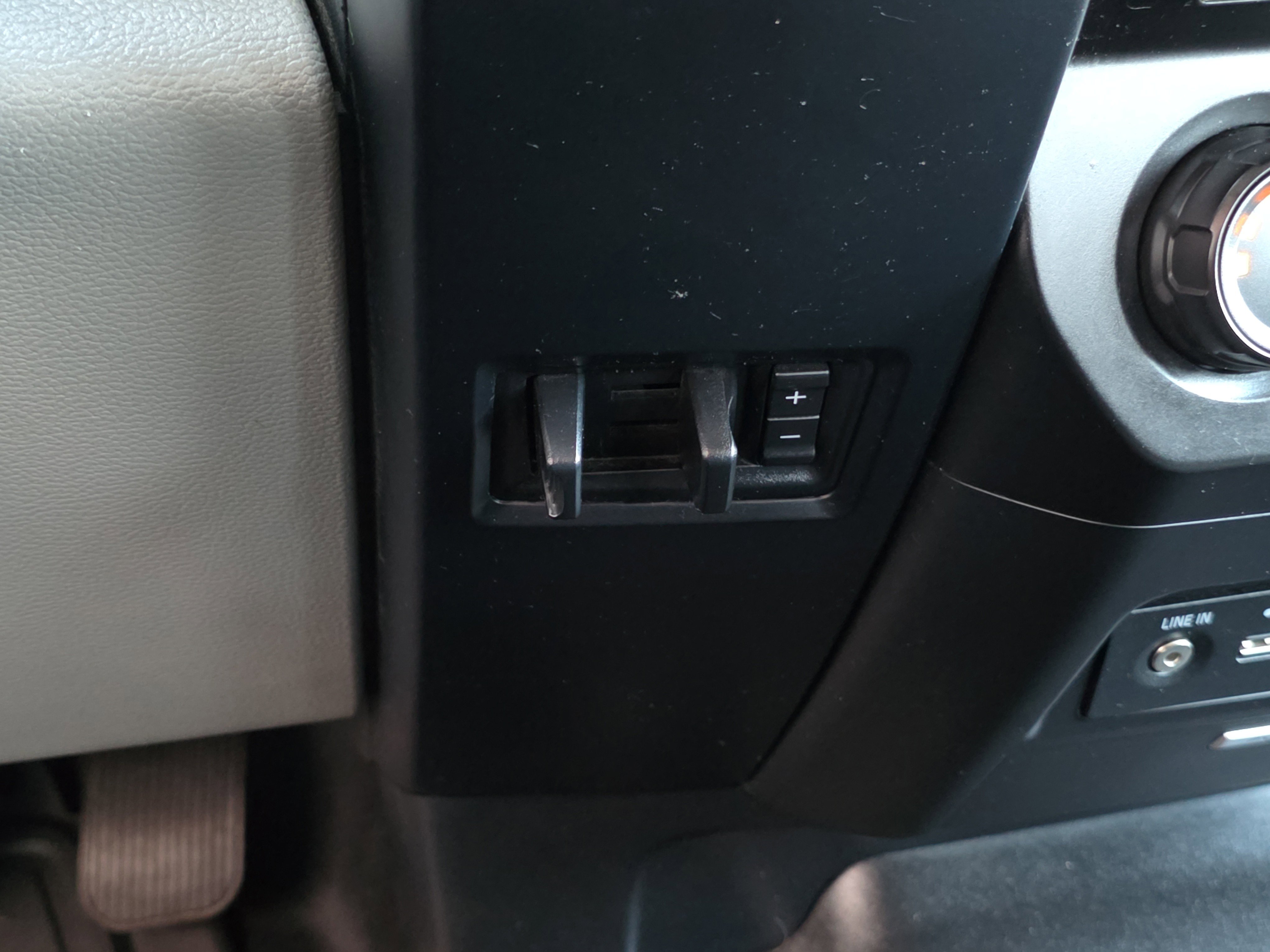 Used 2015 Ford F150 XL w/ Max Trailer Tow Package image 24