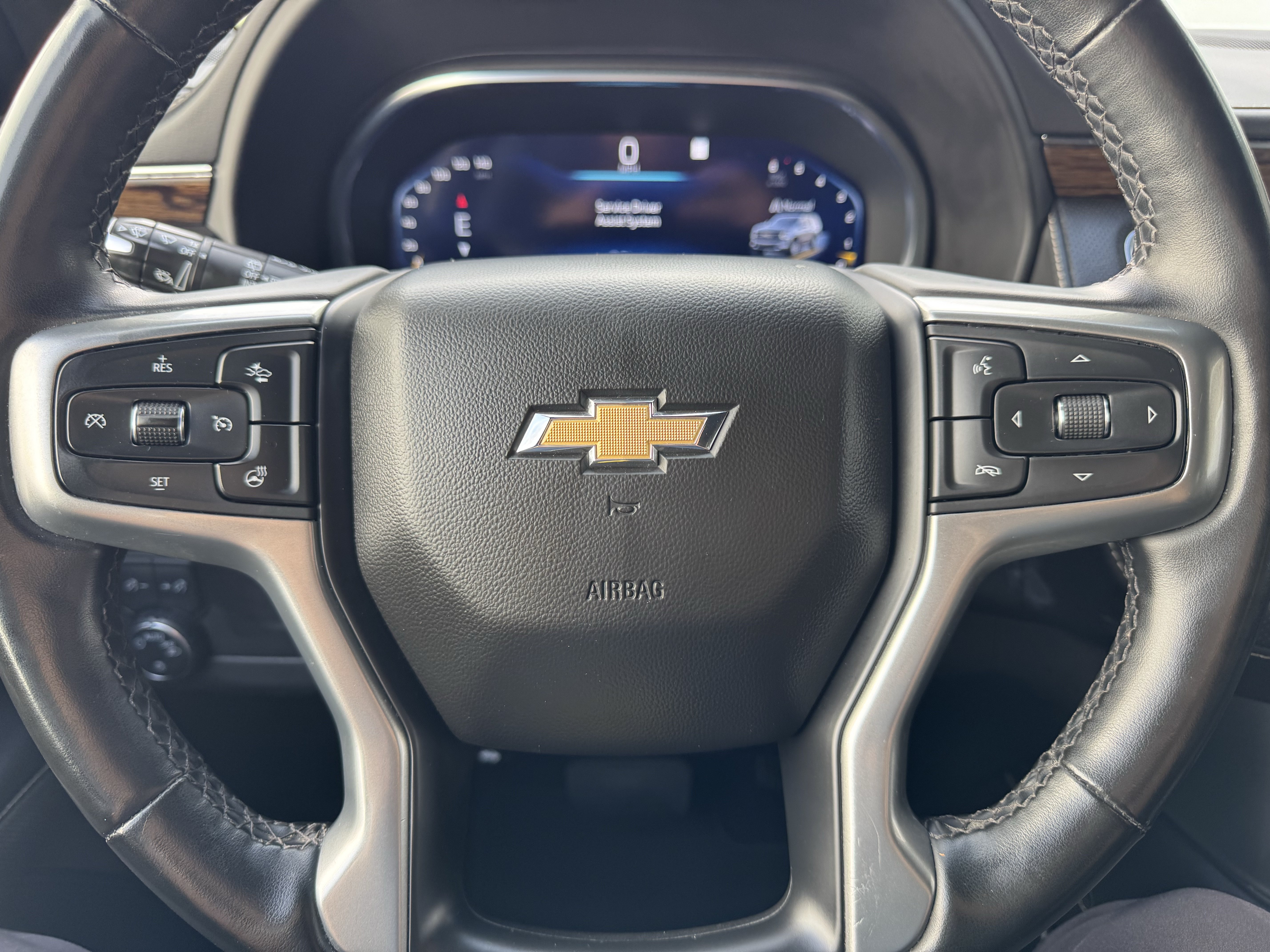 Certified 2023 Chevrolet Suburban Premier RWD image 34