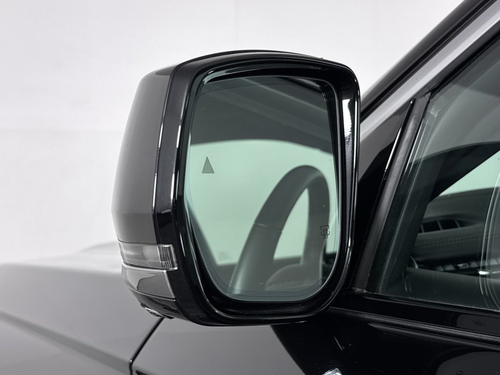 Used 2023 Jeep Grand Cherokee L Summit AWD/4WD image 29