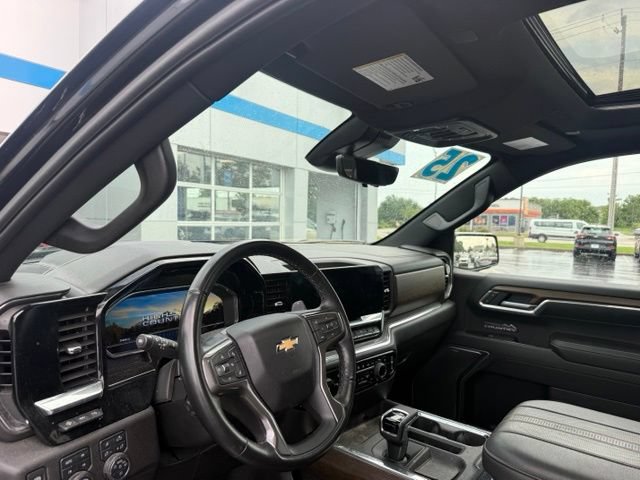 Certified 2025 Chevrolet Silverado 1500 High Country w/ Technology Package AWD/4WD image 7