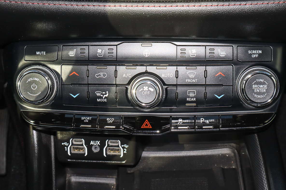 Used 2022 Dodge Durango R/T w/ Blacktop Package image 27