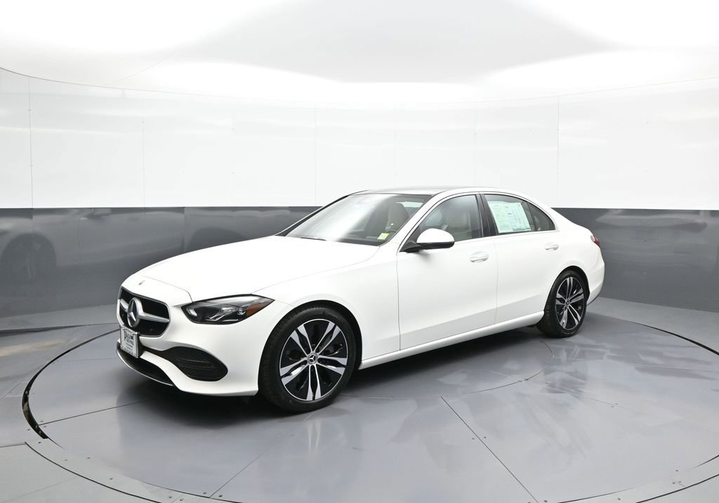 Used 2022 Mercedes-Benz C 300 4MATIC Sedan image 10