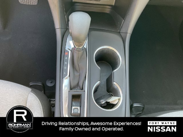 Used 2022 Chevrolet Equinox LS AWD/4WD image 24