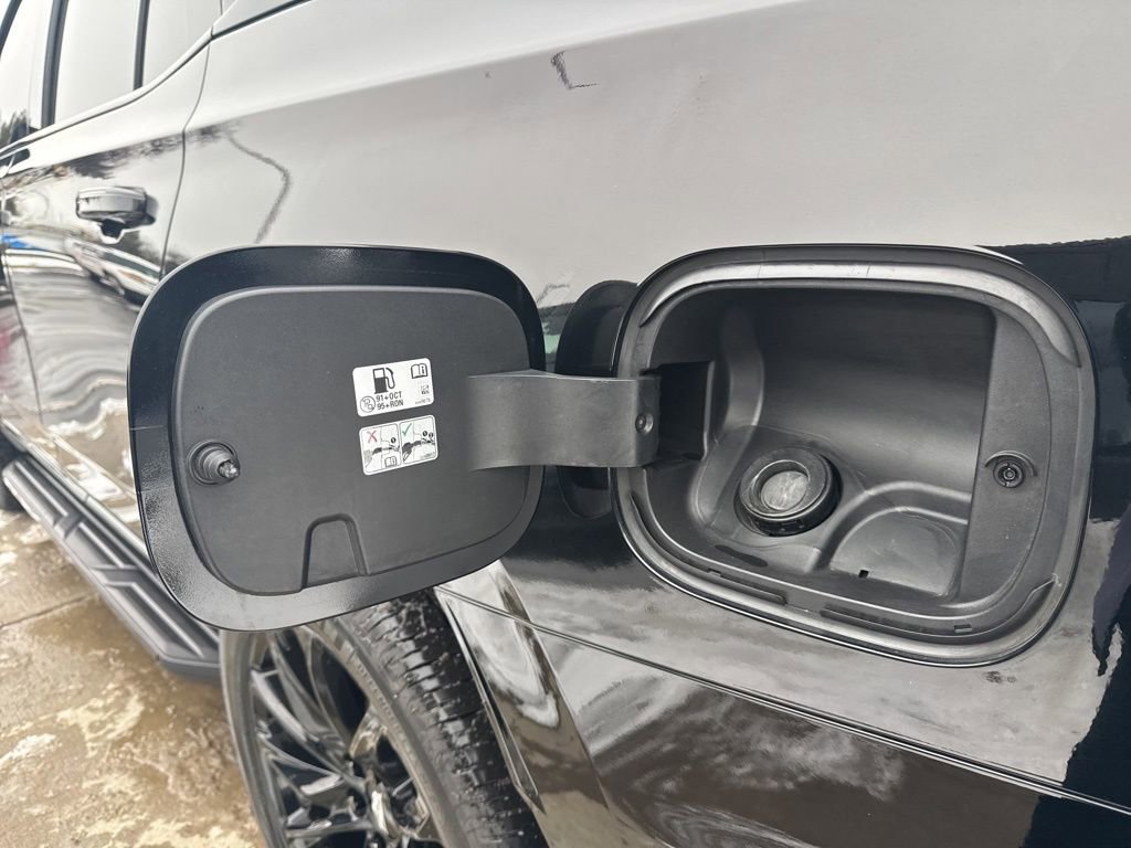 Used 2021 Cadillac Escalade Sport image 14