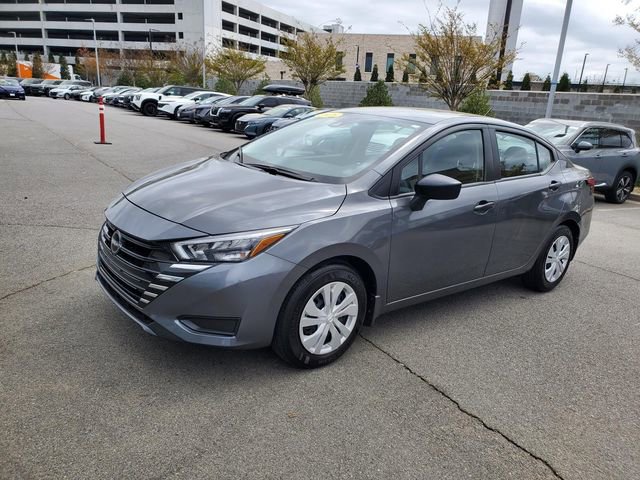 Certified 2025 Nissan Versa S w/ Trunk Package image 4