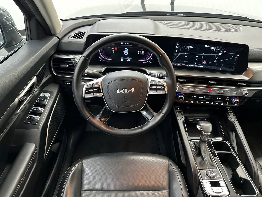Used 2024 Kia Telluride S image 23