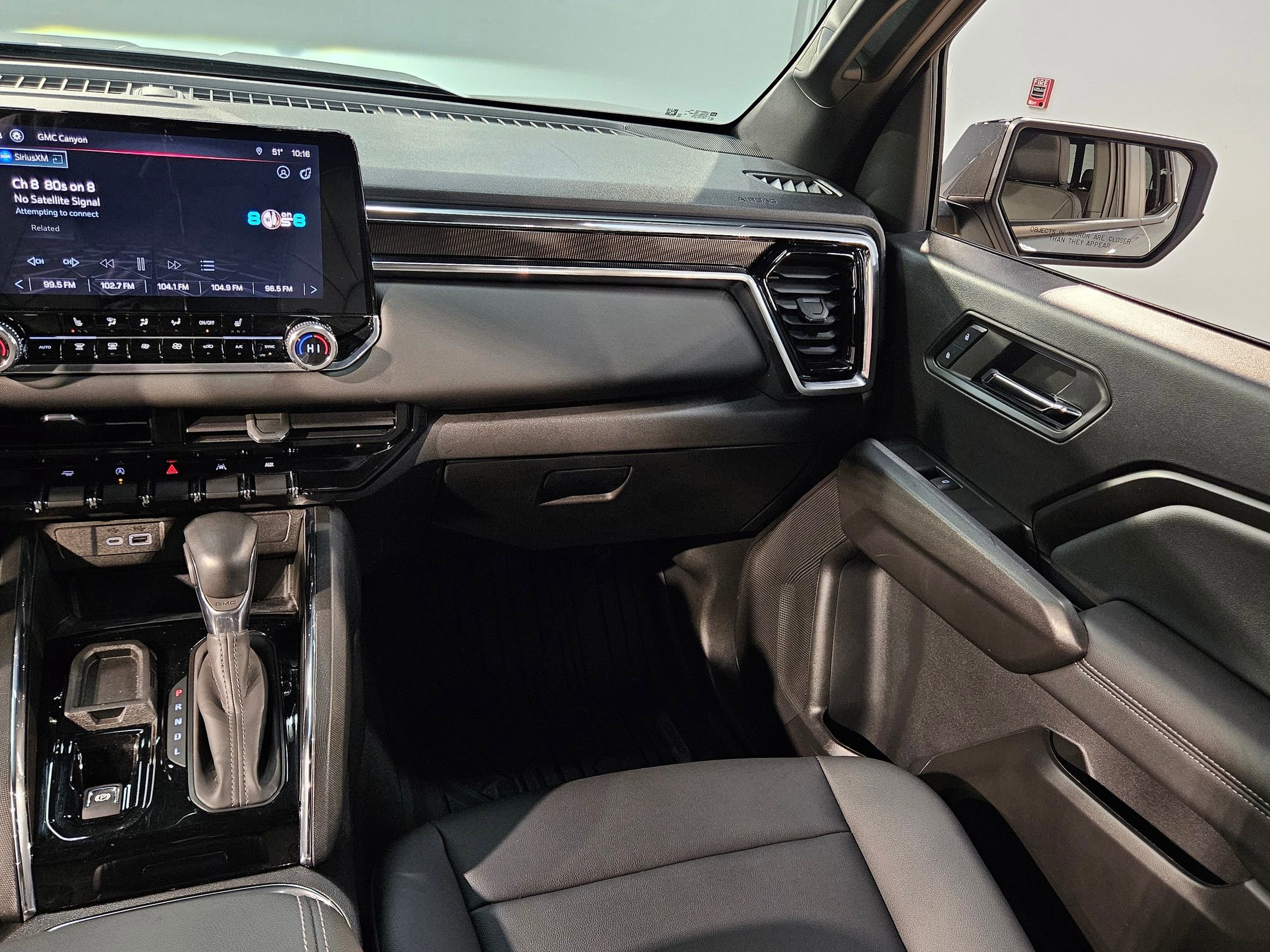 Used 2024 GMC Canyon Elevation w/ Elevation Premium Package image 11