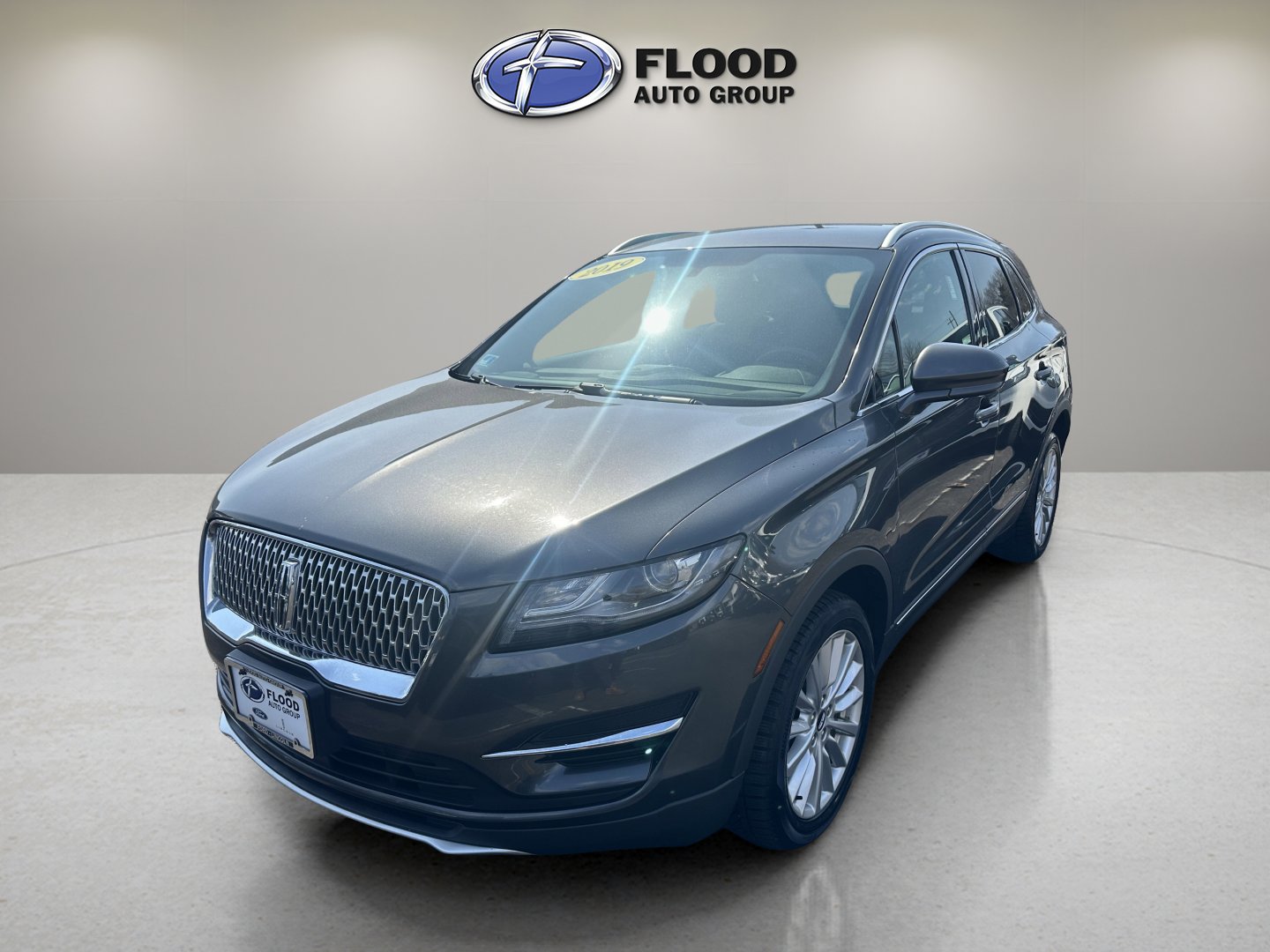 Used 2019 Lincoln MKC Premiere image 3