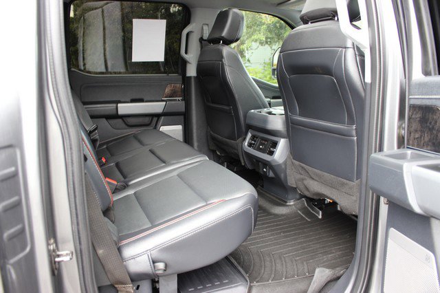 Used 2024 Ford F350 Lariat w/ Lariat Ultimate Package image 18