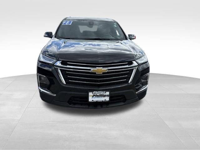 Used 2023 Chevrolet Traverse LT w/ LT Premium Package image 2