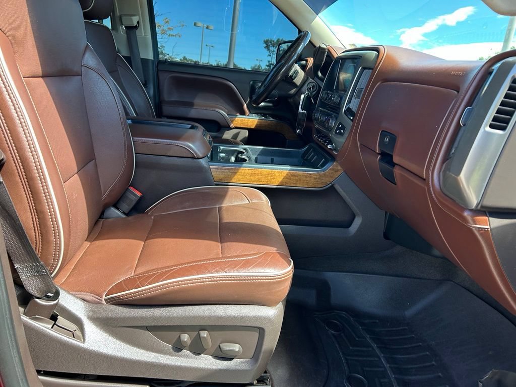 Used 2014 Chevrolet Silverado 1500 High Country w/ High Country Premium Package AWD/4WD image 31