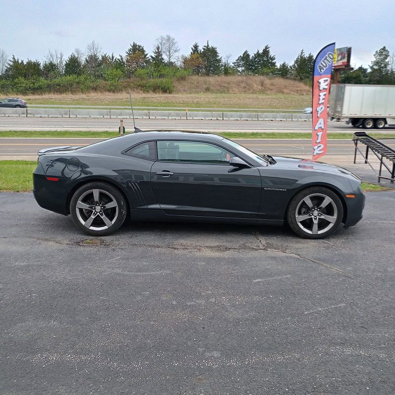 Used 2011 Chevrolet Camaro LT w/ RS Package RWD image 6