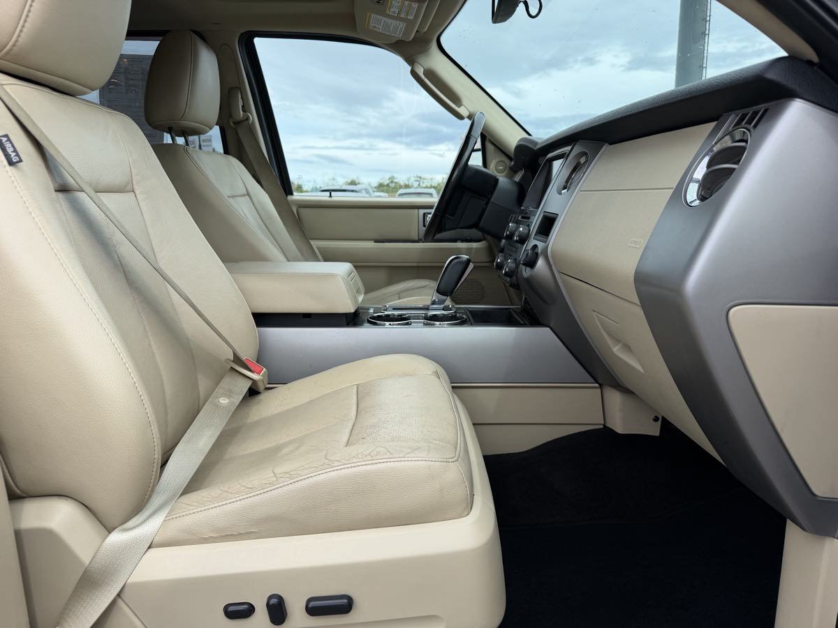 Used 2015 Ford Expedition Max Limited AWD/4WD image 14