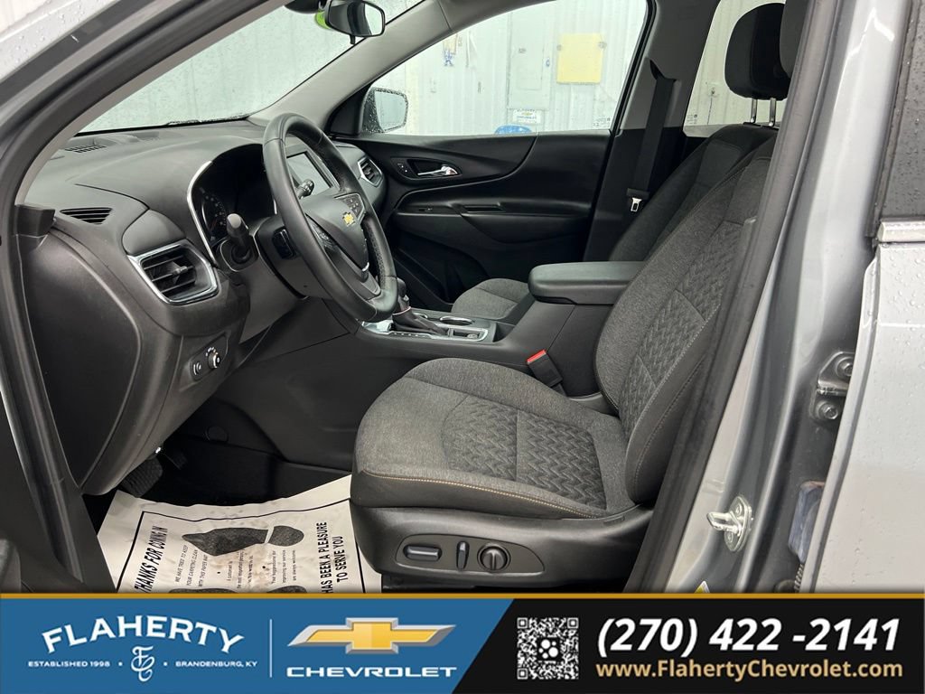 Used 2023 Chevrolet Equinox LT FWD image 9