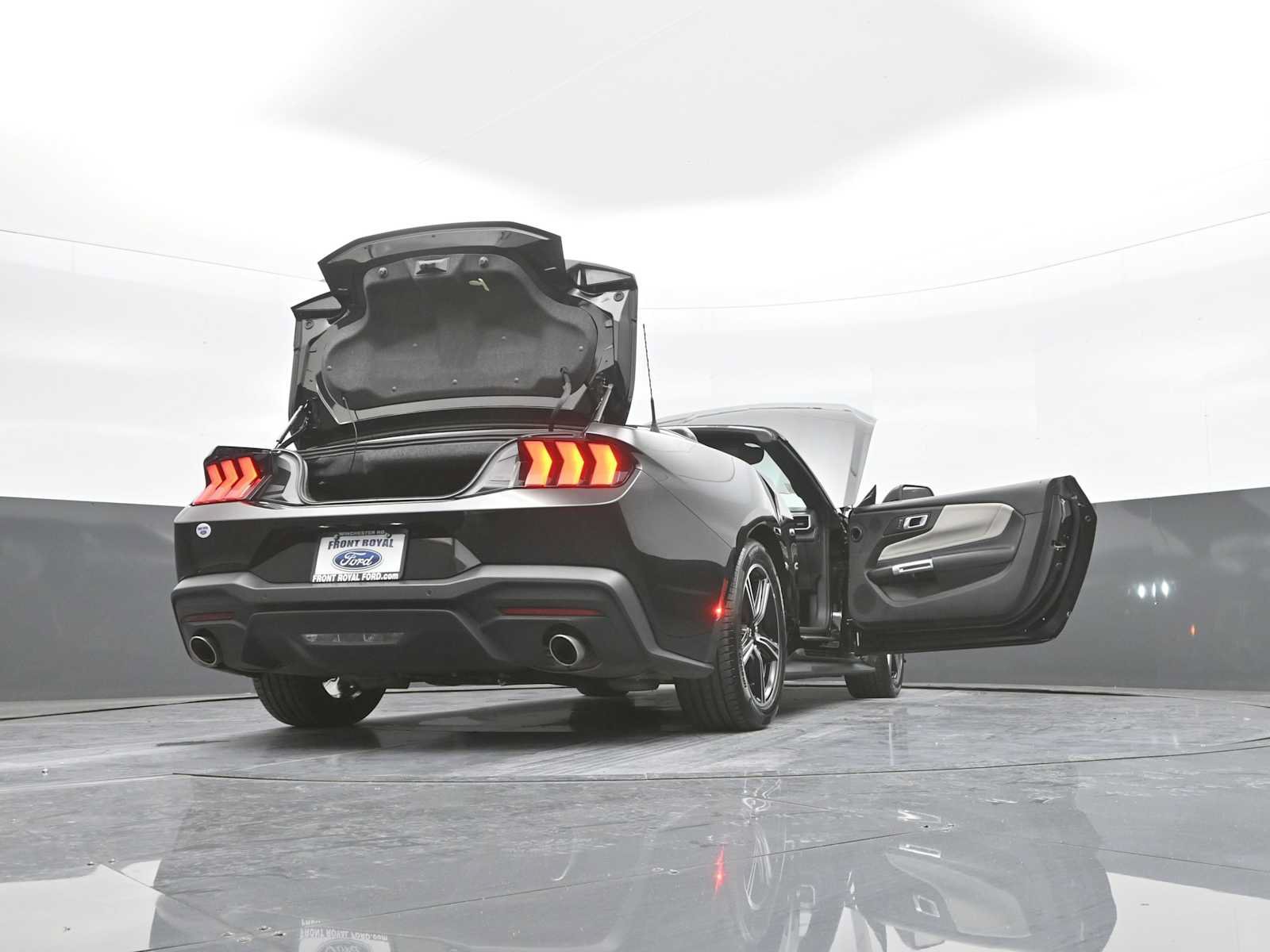 Used 2025 Ford Mustang Premium RWD image 47