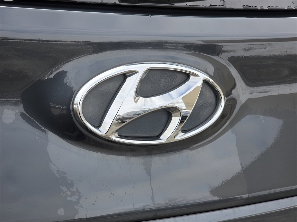 Used 2020 Hyundai Kona SE image 12