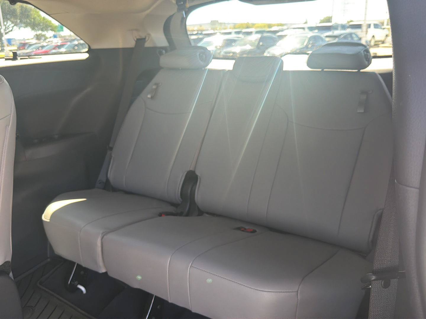 Certified 2026 Toyota Sienna XLE FWD image 13