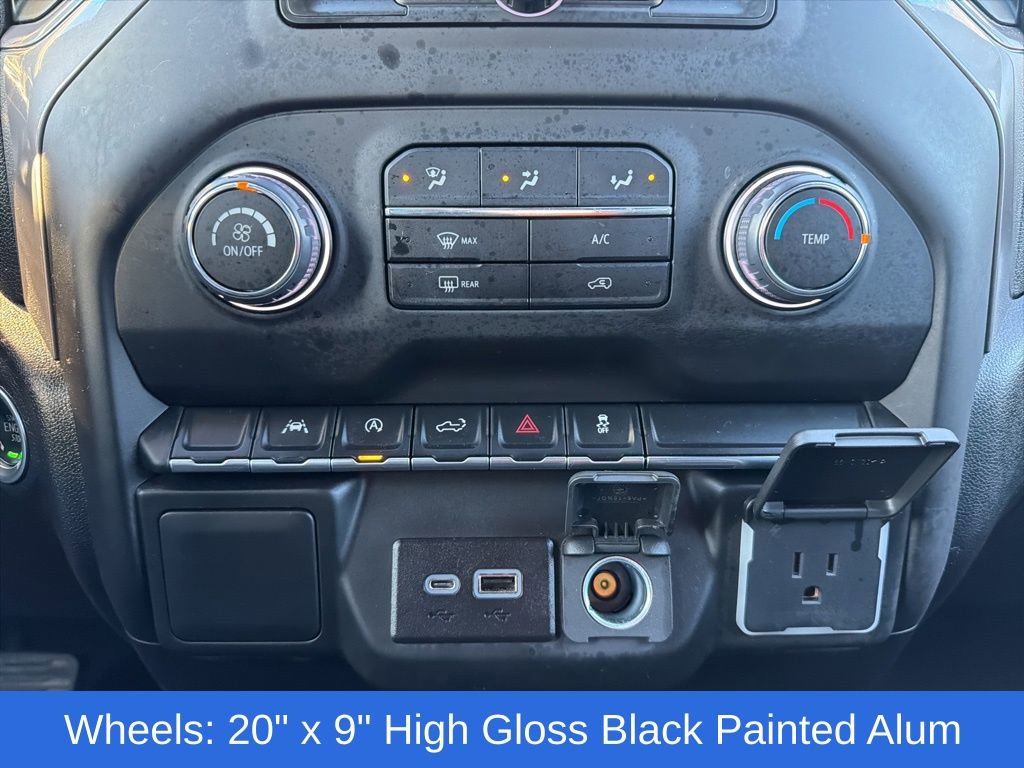 Certified 2022 Chevrolet Silverado 1500 Custom w/ Rally Edition image 17