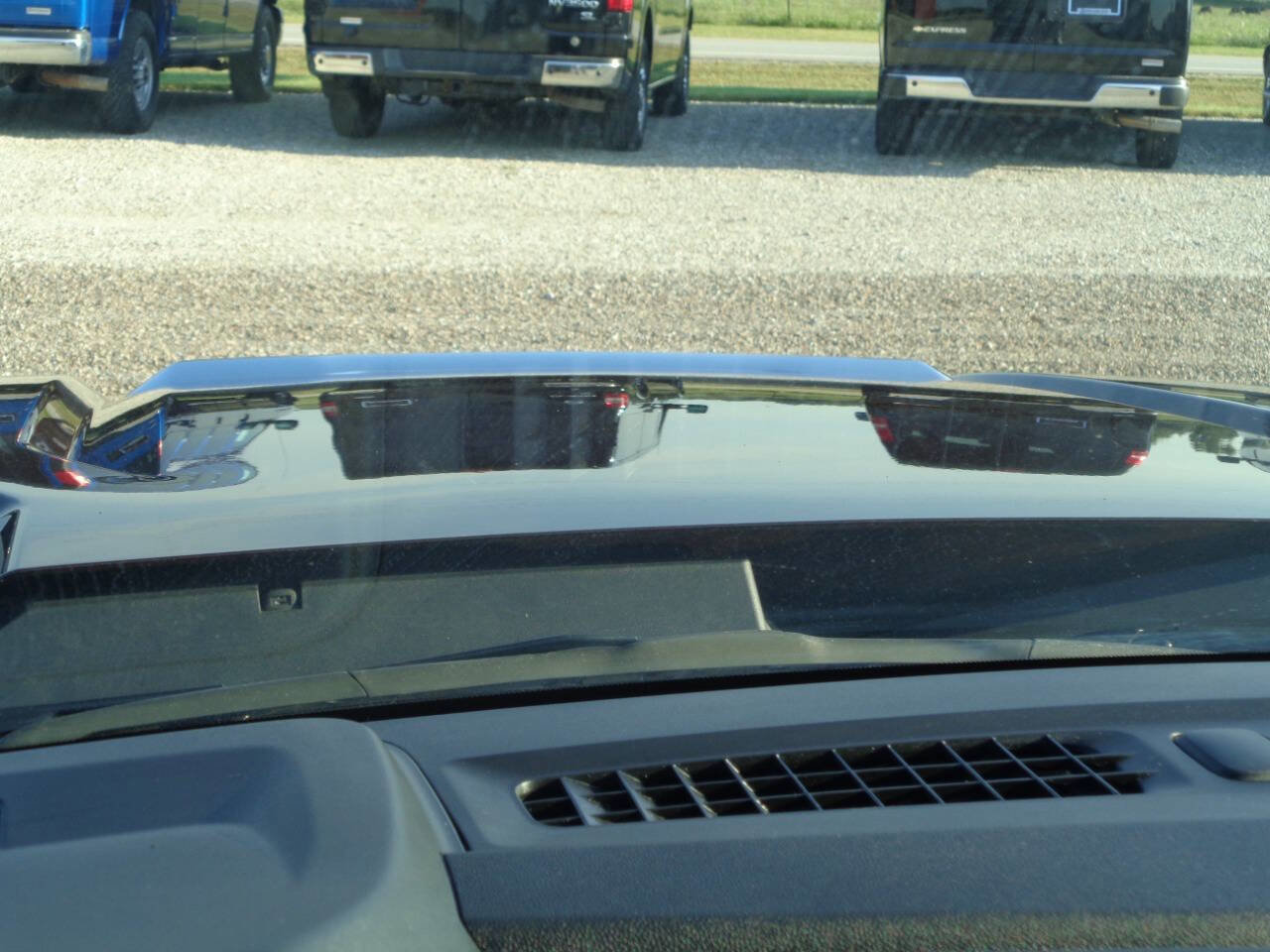 Used 2024 Chevrolet Silverado 2500 LT w/ Texas Edition image 18