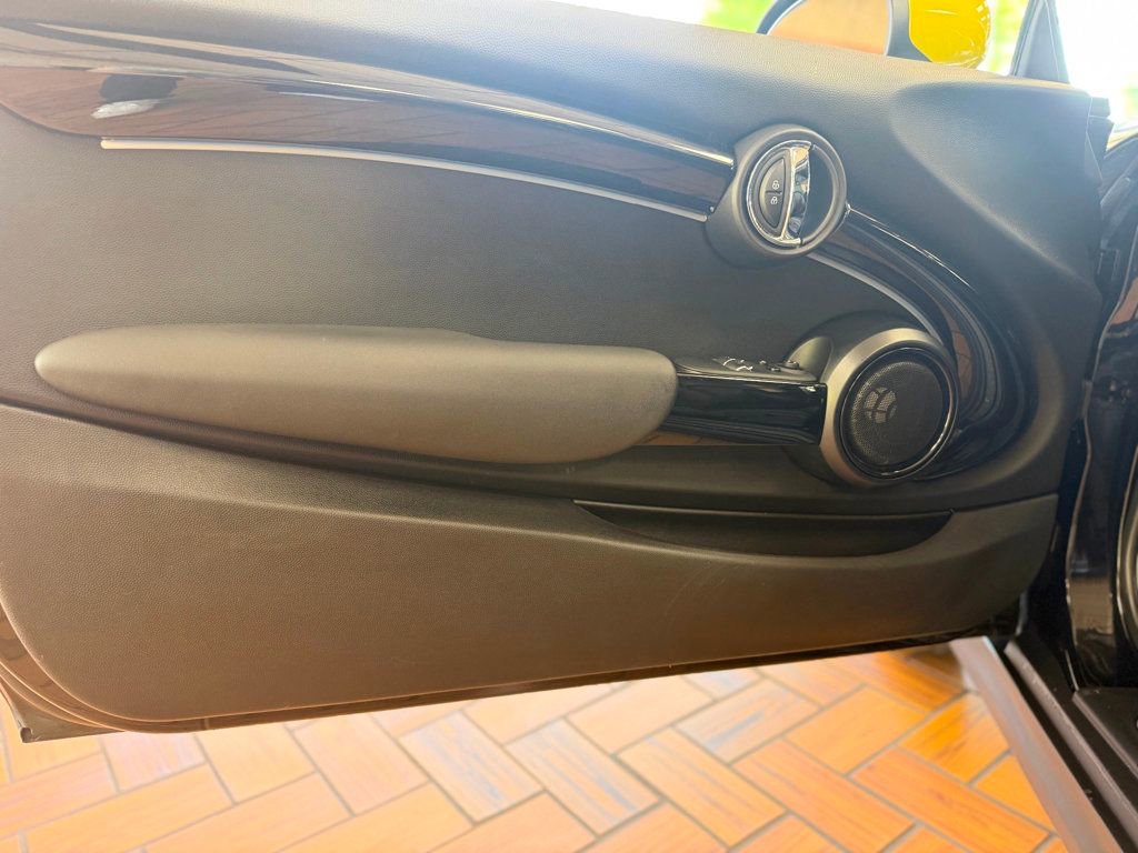 Used 2023 MINI Cooper SE FWD image 28