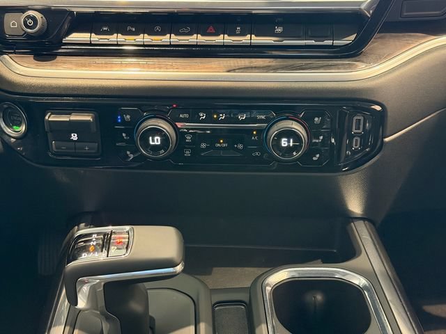 Used 2025 Chevrolet Silverado 1500 LTZ w/ LTZ Premium Package AWD/4WD image 13