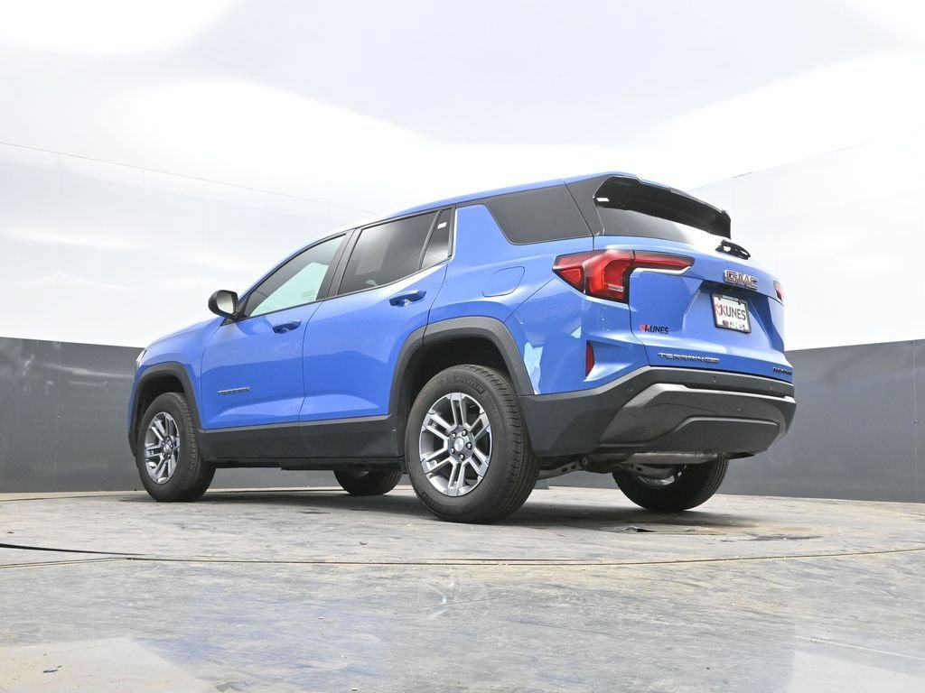 Used 2025 GMC Terrain Elevation AWD/4WD image 35