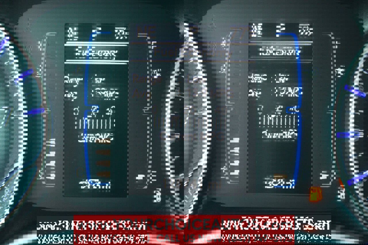 Used 2018 Chrysler Pacifica Touring-L image 25