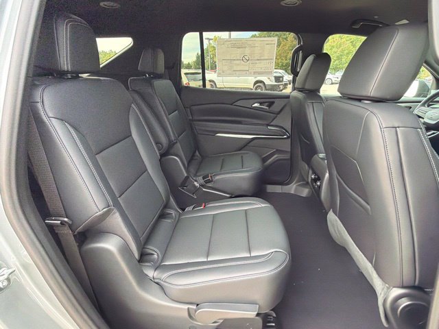 New 2027 Chevrolet Traverse LT w/ Midnight/Sport Edition AWD/4WD image 31