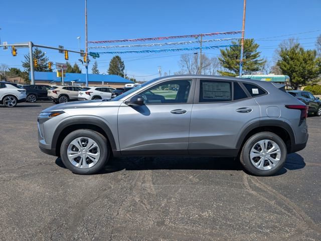 New 2026 Chevrolet Trax LS image 4