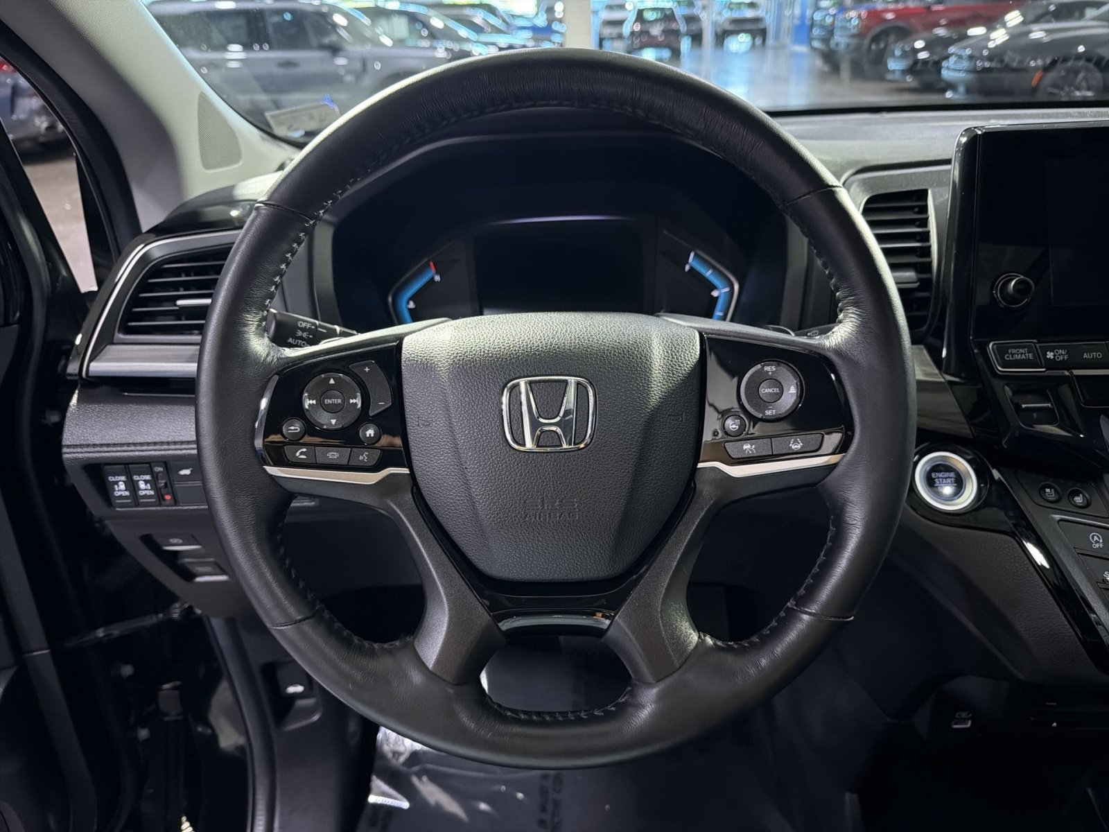 Used 2024 Honda Odyssey Elite image 25
