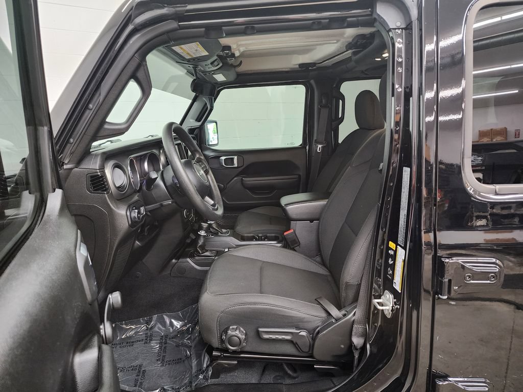Used 2023 Jeep Wrangler Unlimited Sport AWD/4WD image 11