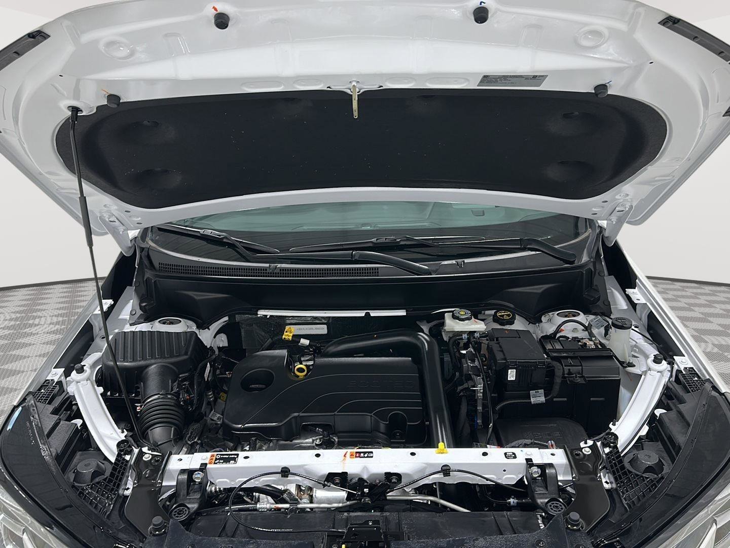 Used 2024 GMC Terrain SLT w/ Tech Package image 27