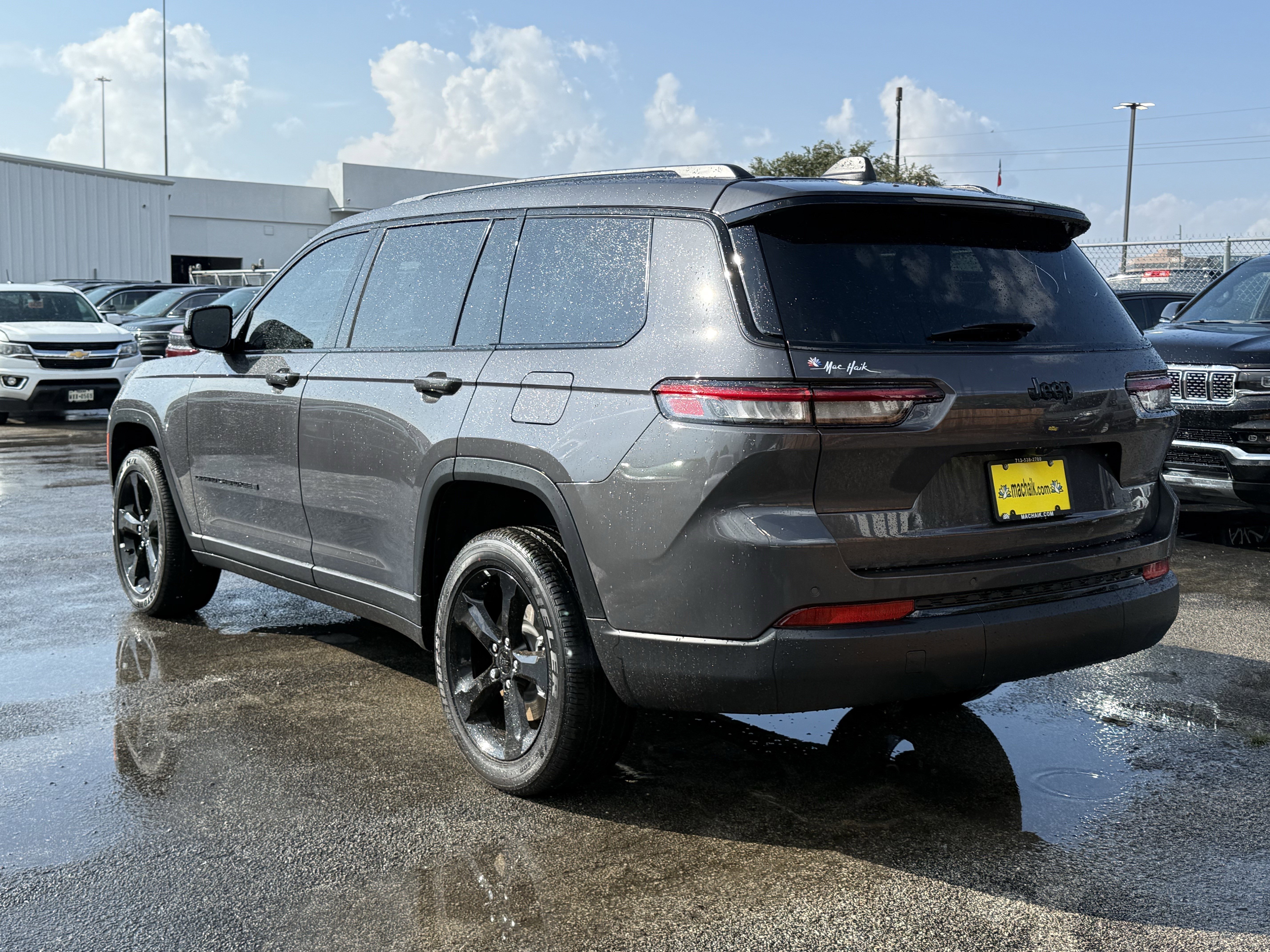 New 2025 Jeep Grand Cherokee L Altitude image 5