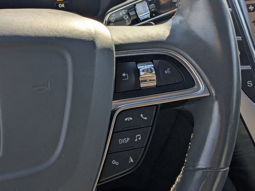Used 2019 Lincoln Nautilus Reserve AWD/4WD image 22