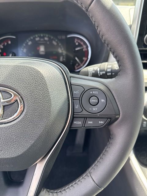 Used 2025 Toyota RAV4 XLE Premium w/ Weather Package AWD/4WD image 23